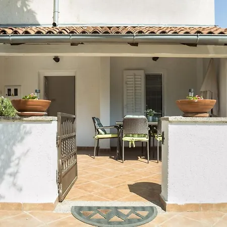 Apartment Dorjan Karmelo Rovinj